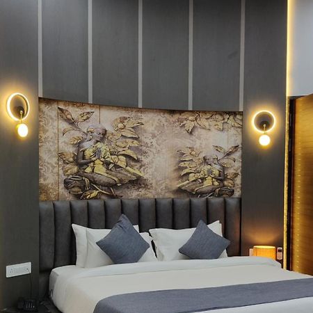 Modi Resort And Garden Chhāpar Zewnętrze zdjęcie